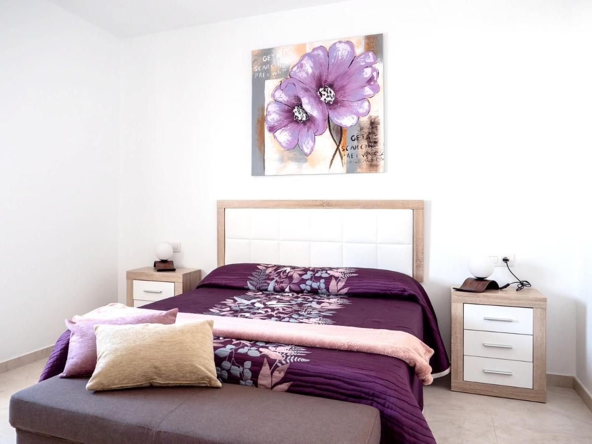 Comfortable House In Tias With Free Parking ภายนอก รูปภาพ