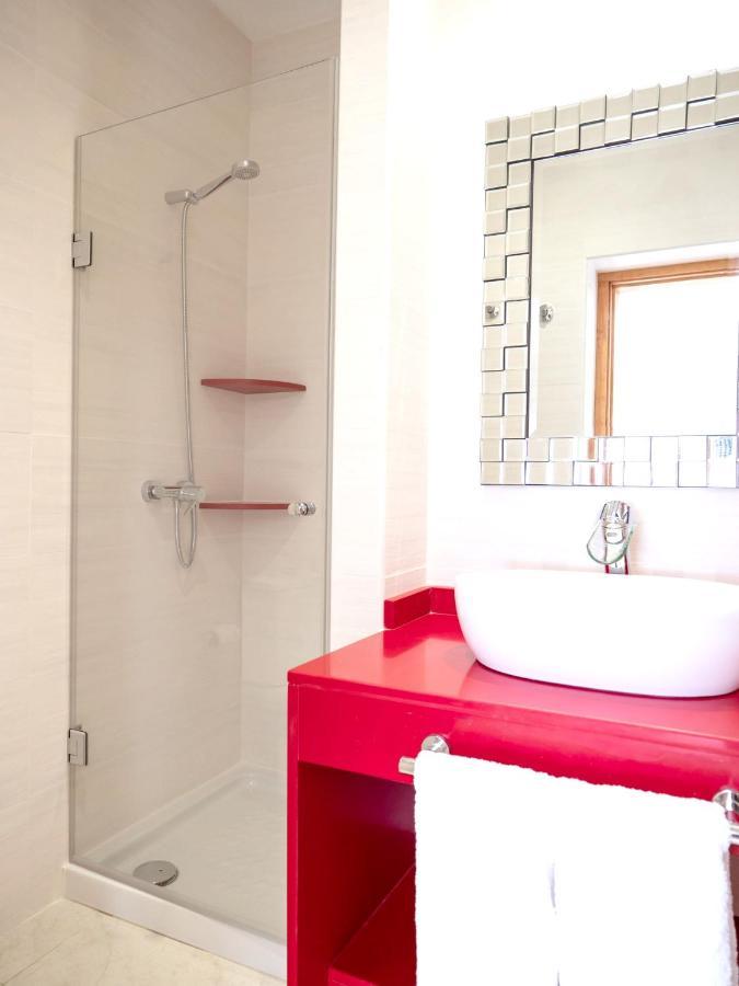 Comfortable House In Tias With Free Parking ภายนอก รูปภาพ