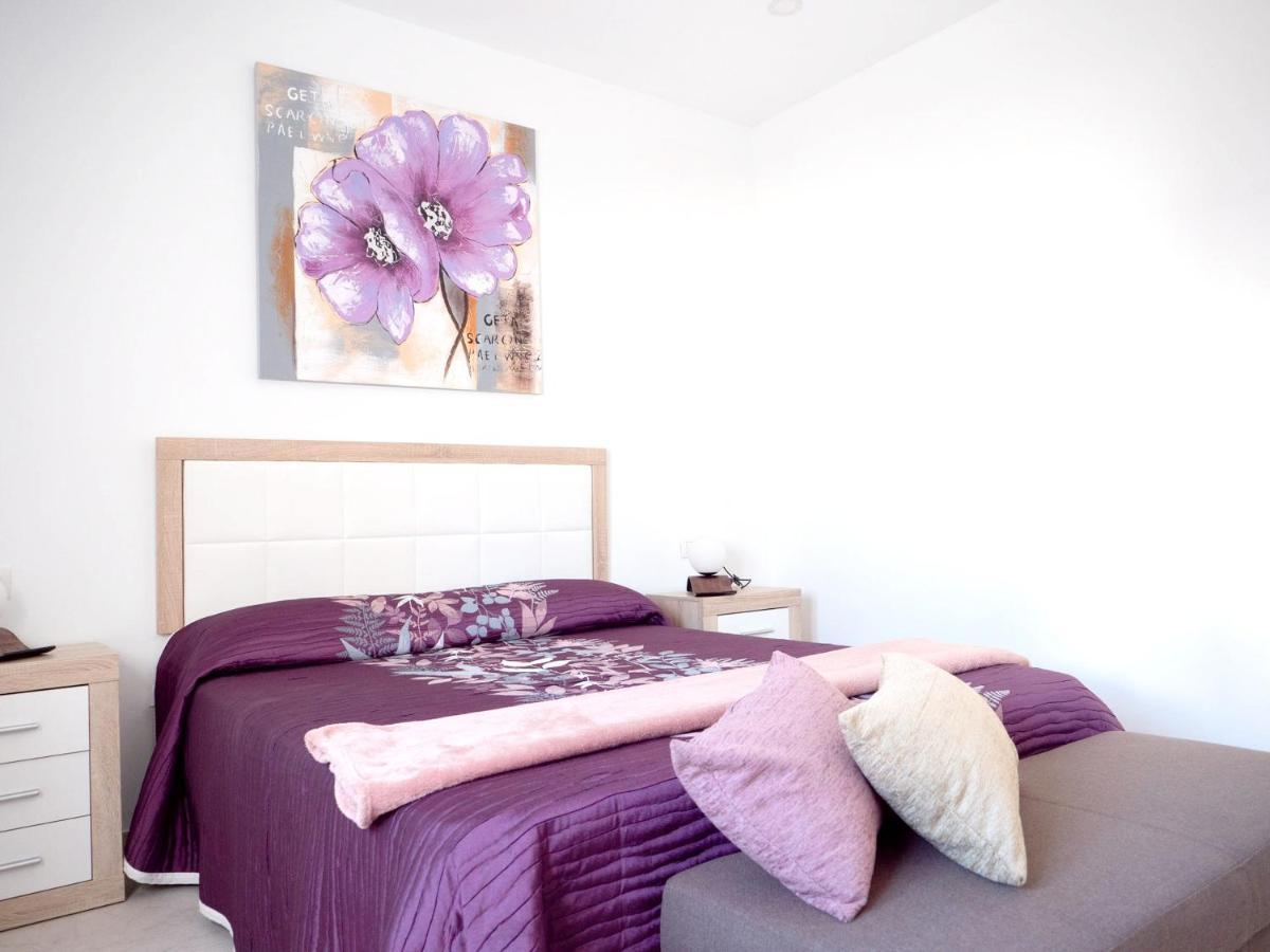 Comfortable House In Tias With Free Parking ภายนอก รูปภาพ